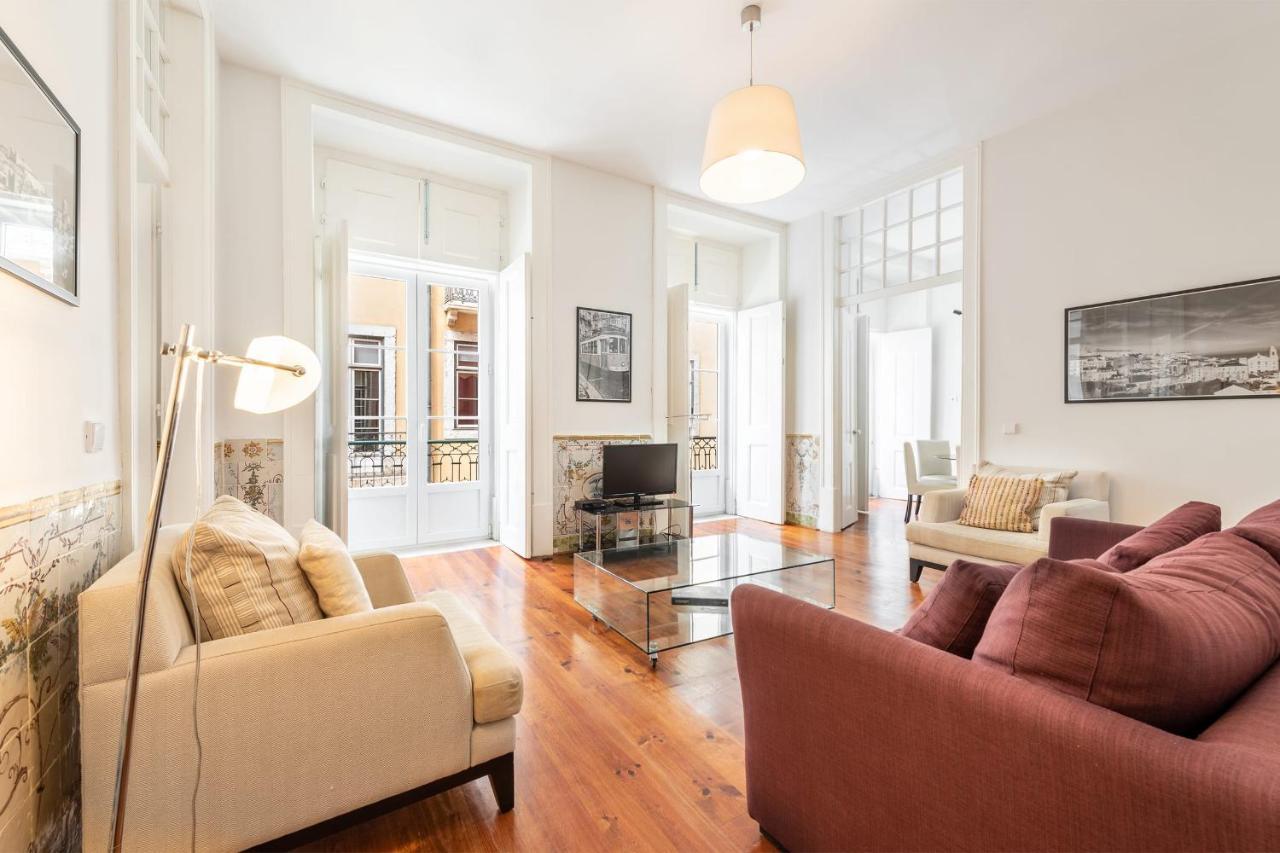 Guestready - Mod-luxe 2br Apt Near Cais Colunas Apartment
